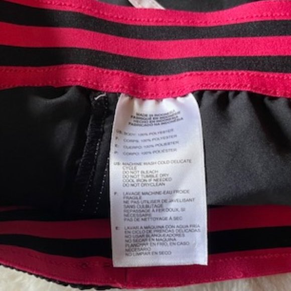 2/$40 Adidas Black Athletic Shorts Ladies Junior Size Small - Picture 5 of 9